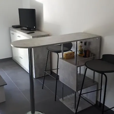 Charmant Studio Dans Residence Neuve Et Calme Corte  Exterior foto